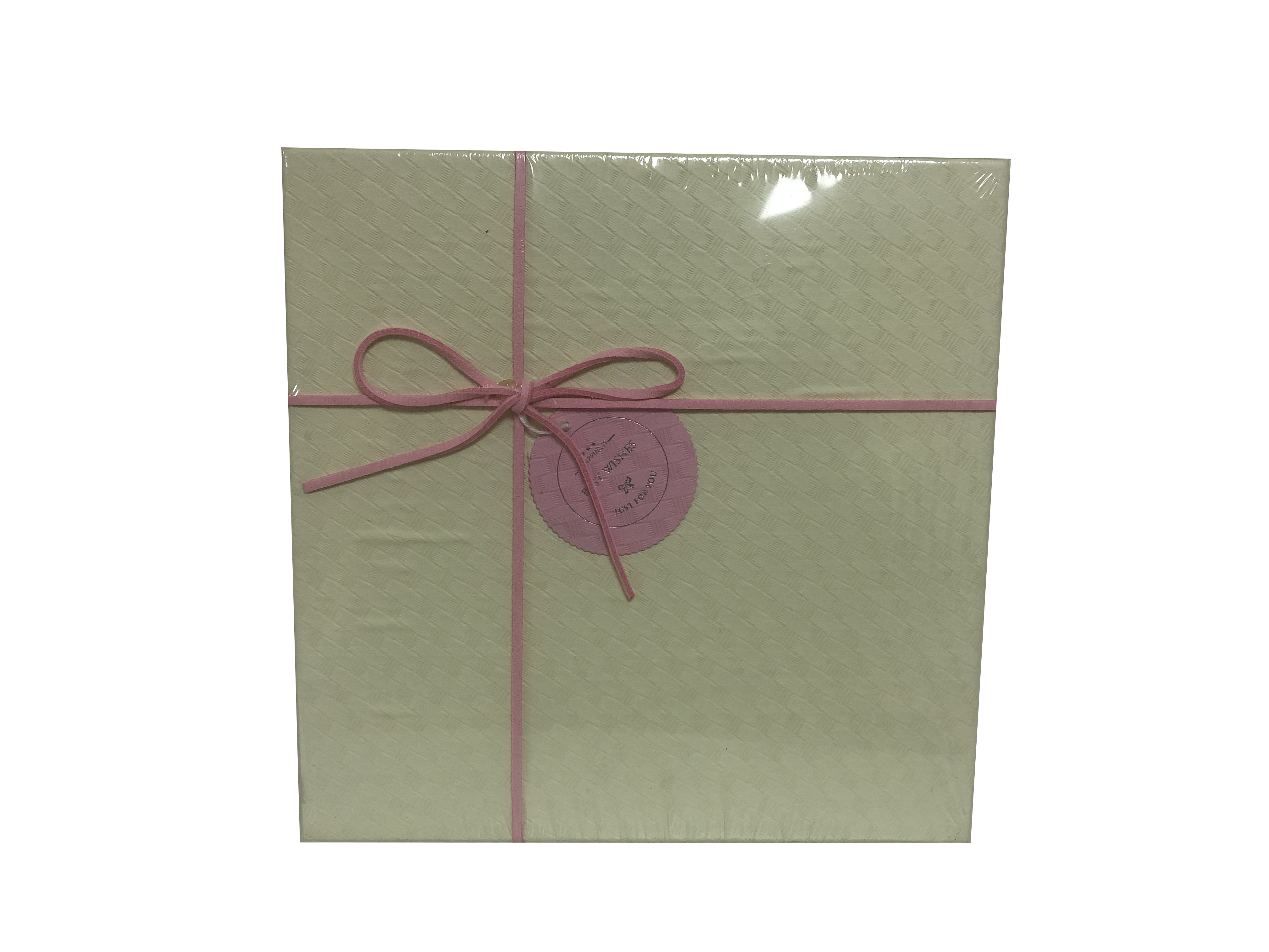 Quadratische Geschenkbox aus strukturiertem Papier mit Schleife