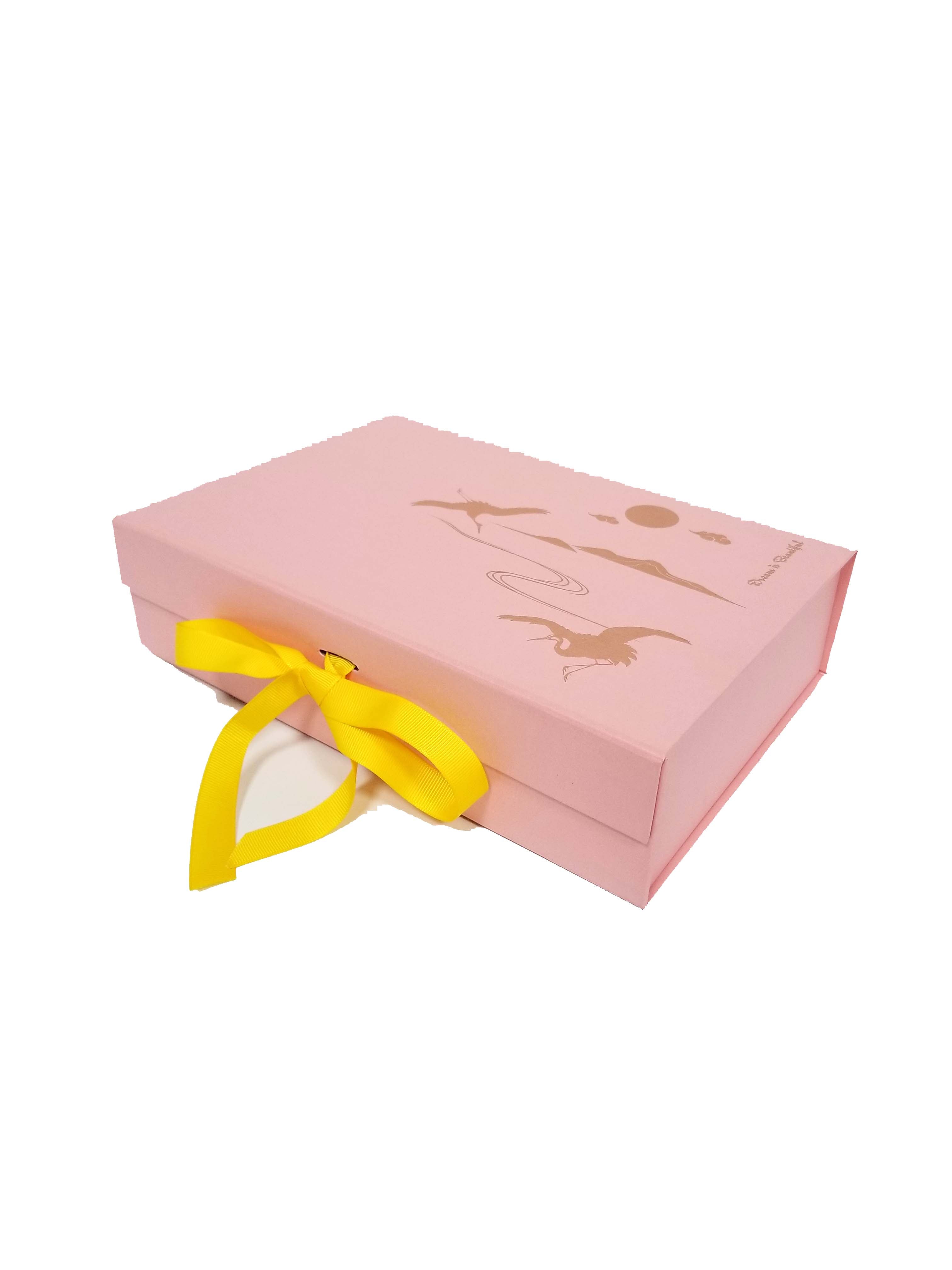 Wholesale A5 Size Pale Pink Folding Magnetic Gift Box with Changeable Ribbon